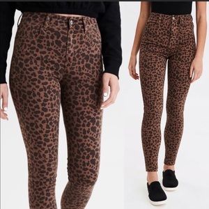 American Eagle Super Hi Rise Jegging Animal Print